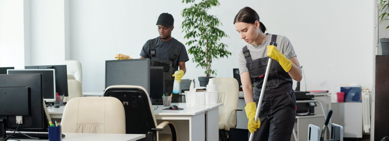 Top 5 Signs Your Office Needs Professional Cleaning Services in Dubai